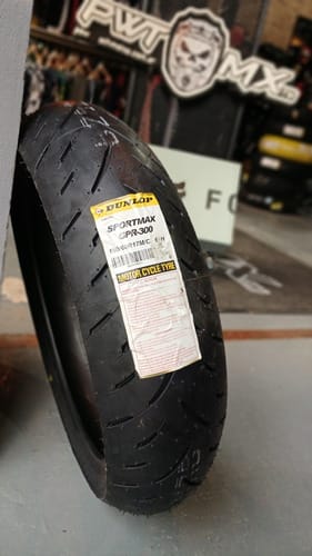 CUBIERTA MOTO DUNLOP GPR300 150/60R17M 66H TRASERA DUKE 390