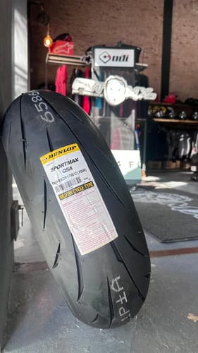CUBIERTA DUNLOP MOTO PISTA - SPORTMAX Q5A 190 / 55 - 17 CUT